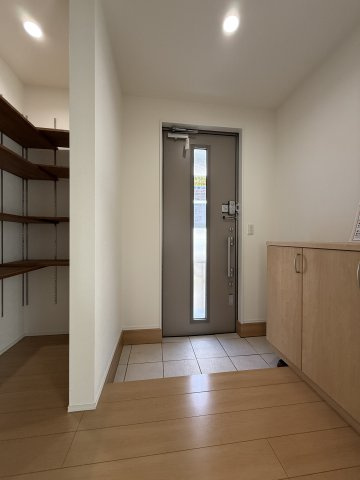 【現地画像あり】厚木市林４丁目　中古戸建　30.25坪の内装