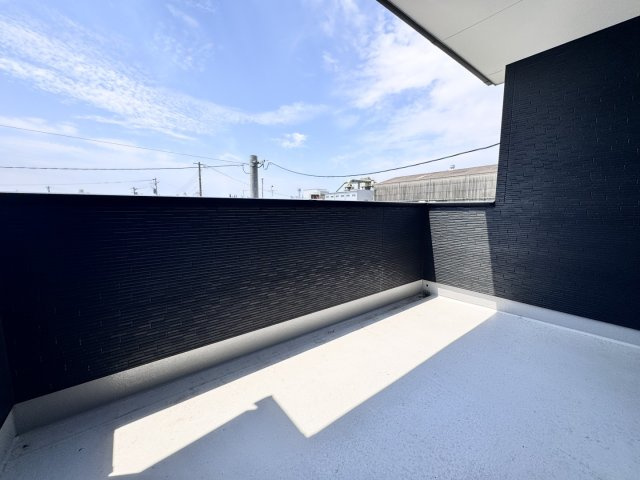熊本市南区近見７丁目の新築一戸建のバルコニー|2F