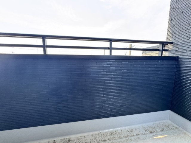 熊本市南区近見７丁目の新築一戸建のバルコニー|2F　洋室5.2帖