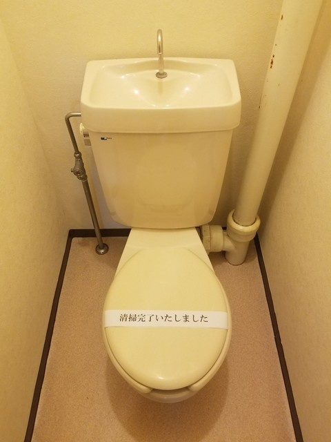 ＭＹＬＯＲＤ　ＫＡＭＡＫＵＲＡ　ＶＯＬ１のトイレ