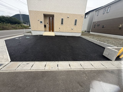 【駐車場】 | Cradle garden　山形市浜崎第４　１号棟