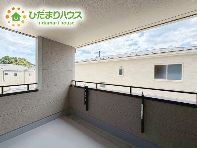 いわき市中岡町1丁目1期　新築戸建　2号棟のバルコニー|広々としたバルコニー。お洗濯物もぜーんぶ干せちゃいます！！