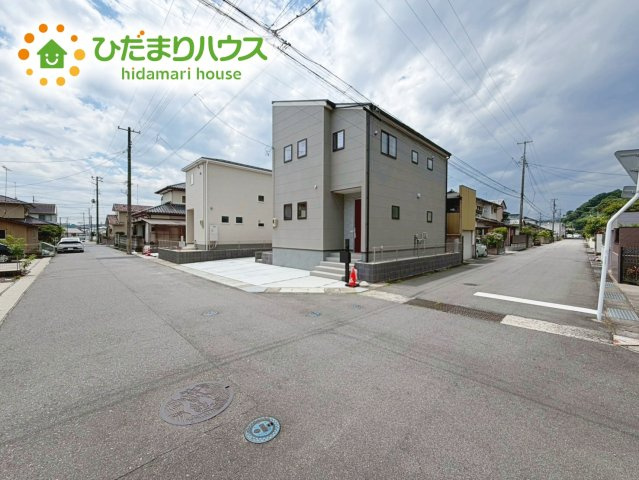 いわき市中岡町1丁目1期　新築戸建　2号棟の前面道路含む現地写真|小学校が近く、お子様の通学も安心ですね☆彡