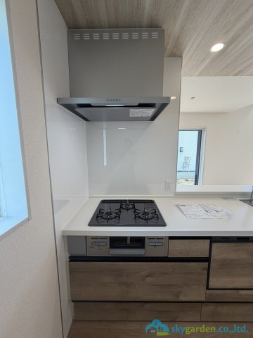 平塚市入野　新築戸建　全3棟2号棟のキッチン