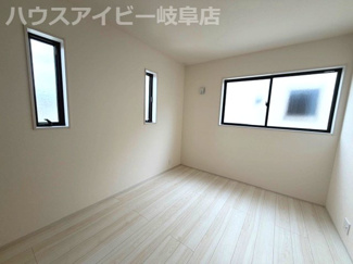 【洋室】 | 岐阜市河渡新築建売全5棟！長期優良住宅！耐震等級3・住宅性能評価書取得した安心安全なお家です♪ | 岐阜市河渡新築建売全5棟！長期優良住宅！耐震等級3・住宅性能評価書取得した安心安全なお家です♪