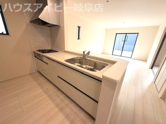 【キッチン】 | 岐阜市河渡新築建売全5棟！長期優良住宅！耐震等級3・住宅性能評価書取得した安心安全なお家です♪ | 岐阜市河渡新築建売全5棟！長期優良住宅！耐震等級3・住宅性能評価書取得した安心安全なお家です♪