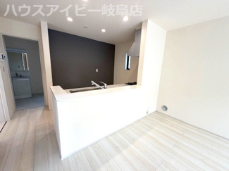 【キッチン】 | 岐阜市河渡新築建売全5棟！長期優良住宅！耐震等級3・住宅性能評価書取得した安心安全なお家です♪ | 岐阜市河渡新築建売全5棟！長期優良住宅！耐震等級3・住宅性能評価書取得した安心安全なお家です♪
