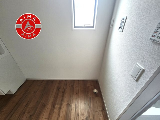 福岡市東区奈多3丁目第1-4棟（3号棟）の内観：施工例|毎日の洗濯をスマートに。注目のランドリー空間を確保！