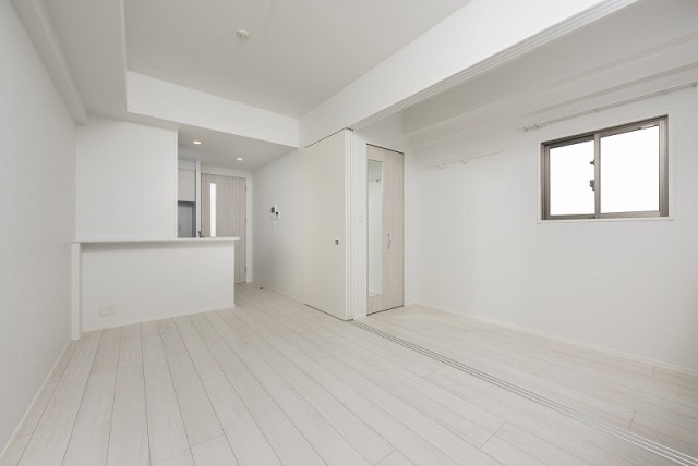 新品家具付きマンション住吉15(KaGood福岡)の居間・リビング