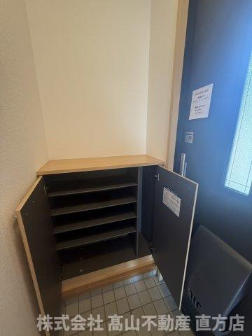 北九州市八幡西区馬場山緑のアパートの収納
