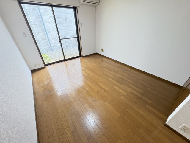 アタラクシアの居間・リビング