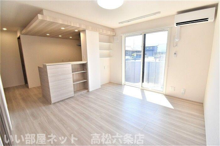 セジュール六条Ｃの居間・リビング
