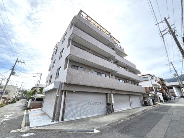 マジェスティ御影の外観