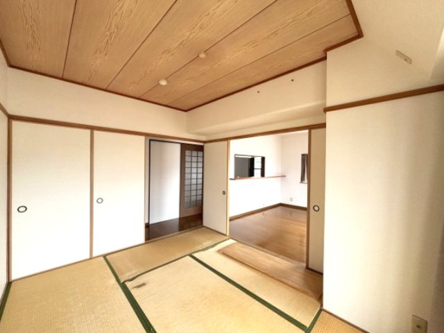 マジェスティ御影の和室