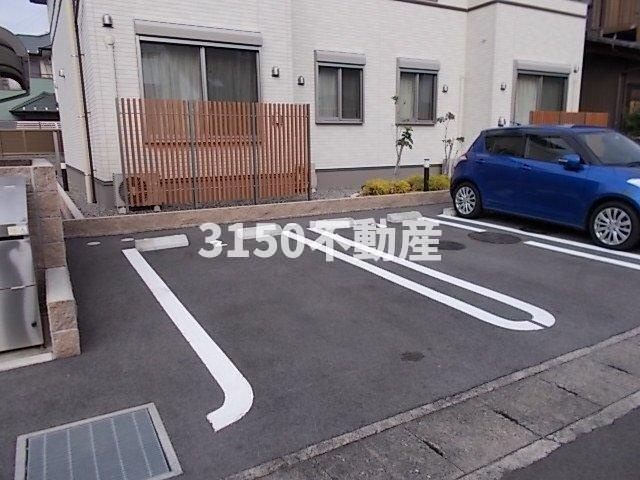 コンフォート　－　雅の駐車場|駐車場があります