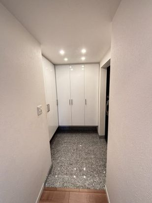 パークホームズ茨木西駅前町の玄関