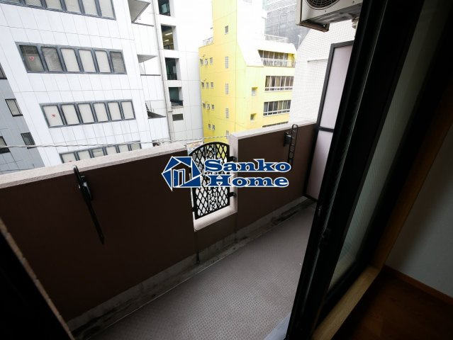 ステージファースト神田のバルコニー