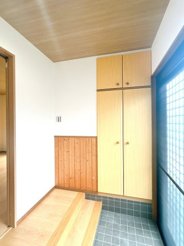 リフォーム済中古戸建　本巣市早野　平成10年築の玄関