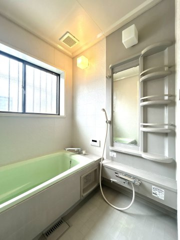 リフォーム済中古戸建　本巣市早野　平成10年築の浴室