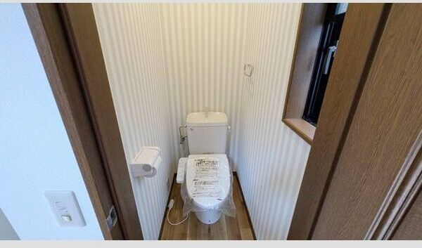 清水貸家のトイレ