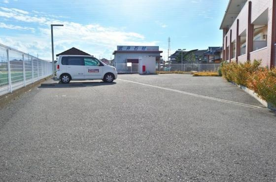 サライの駐車場|駐車場完備です