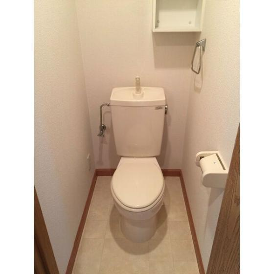 サライのトイレ|ゆったりとした空間のトイレです