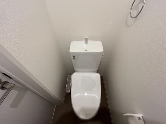 ジーメゾン春木旭町のトイレ|コンパクトで使いやすいトイレです