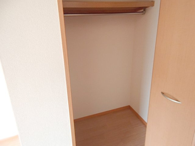 岸和田市春木旭町のハイツの収納|大きなものも収納できそうです