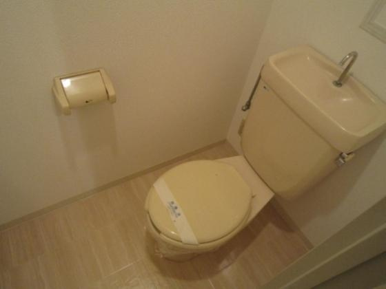 ジョイフル久米田のトイレ|落ち着いた色調のトイレです
