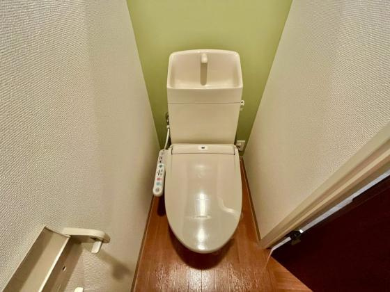 ＣＯＭＦＯＲＴ額原のトイレ|ゆったりとした空間のトイレです