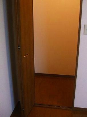 アンプルール茶谷の収納|専用の収納スペースです