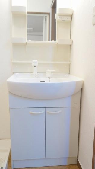 アンプルール　ユートピアの洗面所|コンパクトで使いやすい洗面所