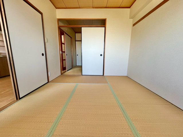ホワイトウェルの和室