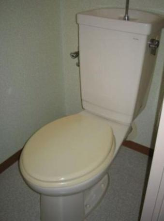 エステートハイツのトイレ|清潔感のあるトイレです