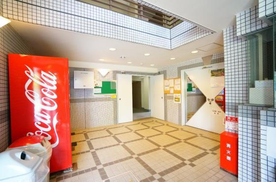 シャルマンフジ大体大のエントランス|ゆとりのあるエントランスです