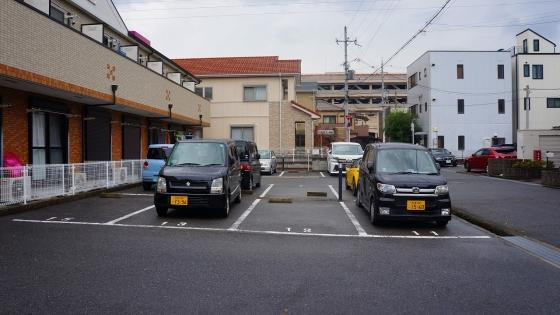 グリシーナコートの駐車場|駐車場があるので、車を買う予定の方も安心です