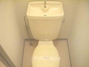 ガーデンパレス宮下Bのトイレ|清潔感のあるトイレです
