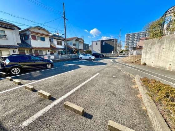 クリスタルⅠの駐車場|駐車場があります