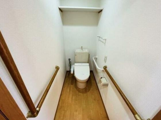 サンロワール和泉砂川のトイレ|シンプルで使いやすいトイレです