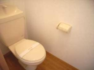 セジュール藤井A棟のトイレ|コンパクトで使いやすいトイレです
