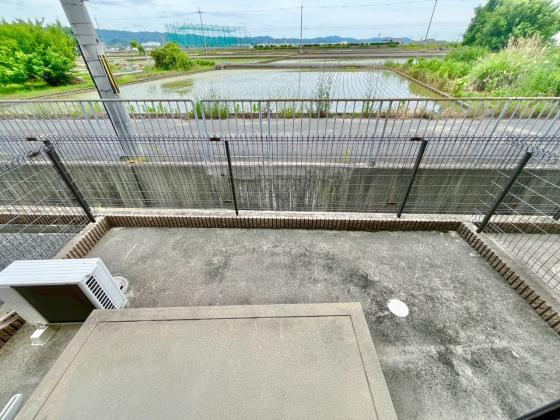 シェルズレイク日根野の庭|簡単な家庭菜園も楽しめるお庭です
