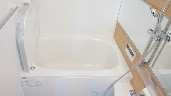 フローラルの浴室|ゆったり過ごせるお風呂です