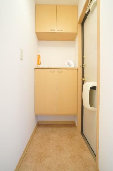 オアシスMARUGENの玄関|落ち着いた玄関です