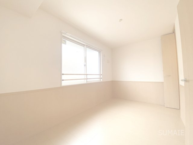 グレイスヴィラ　参番館の洋室|5.6帖洋室です☆彡