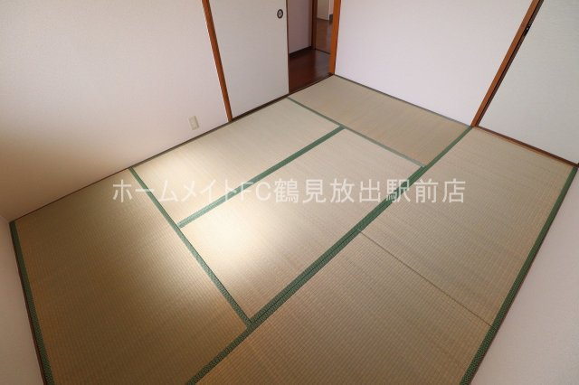 大阪市鶴見区今津南２丁目の賃貸マンションの和室