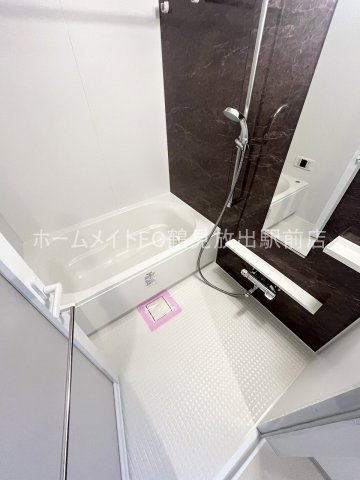 東大阪市稲田本町１丁目のアパートの浴室