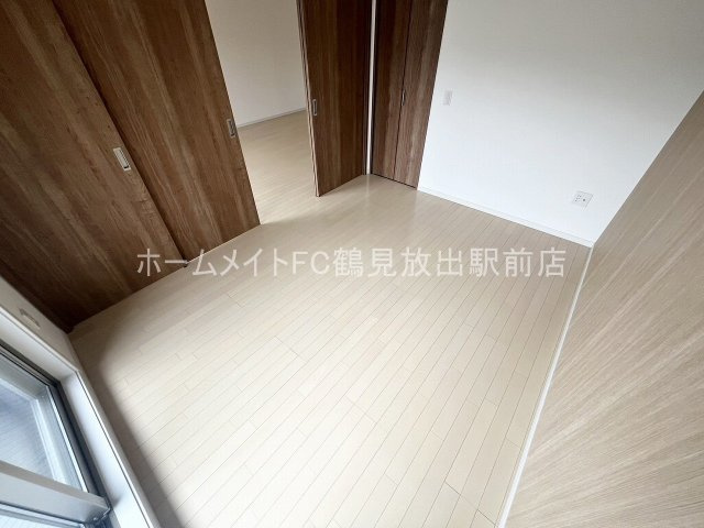 東大阪市稲田本町１丁目のアパートの洋室