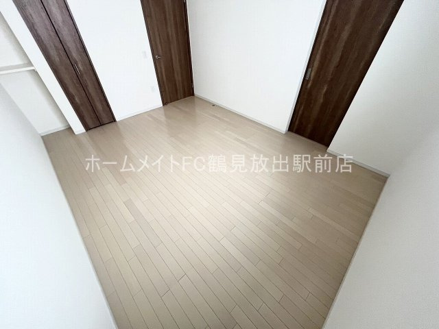 東大阪市稲田本町１丁目のアパートの洋室