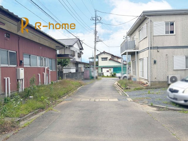 那珂市菅谷18期　新築戸建て　1号棟の前面道路含む現地写真|周辺環境も併せて案内致します♪
閑静な住宅地で笑顔あふれる新生活！
ぜひ現地へお越しください♪