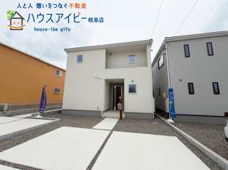 【外観】 | 岐阜市河渡新築建売全5棟！長期優良住宅！耐震等級3・住宅性能評価書取得した安心安全なお家です♪ | 岐阜市河渡新築建売全5棟！長期優良住宅！耐震等級3・住宅性能評価書取得した安心安全なお家です♪